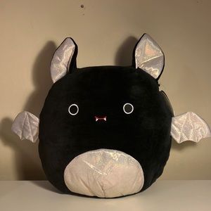 Squishmallow 12” Emily the Bat Halloween Plush. Rare 2021.